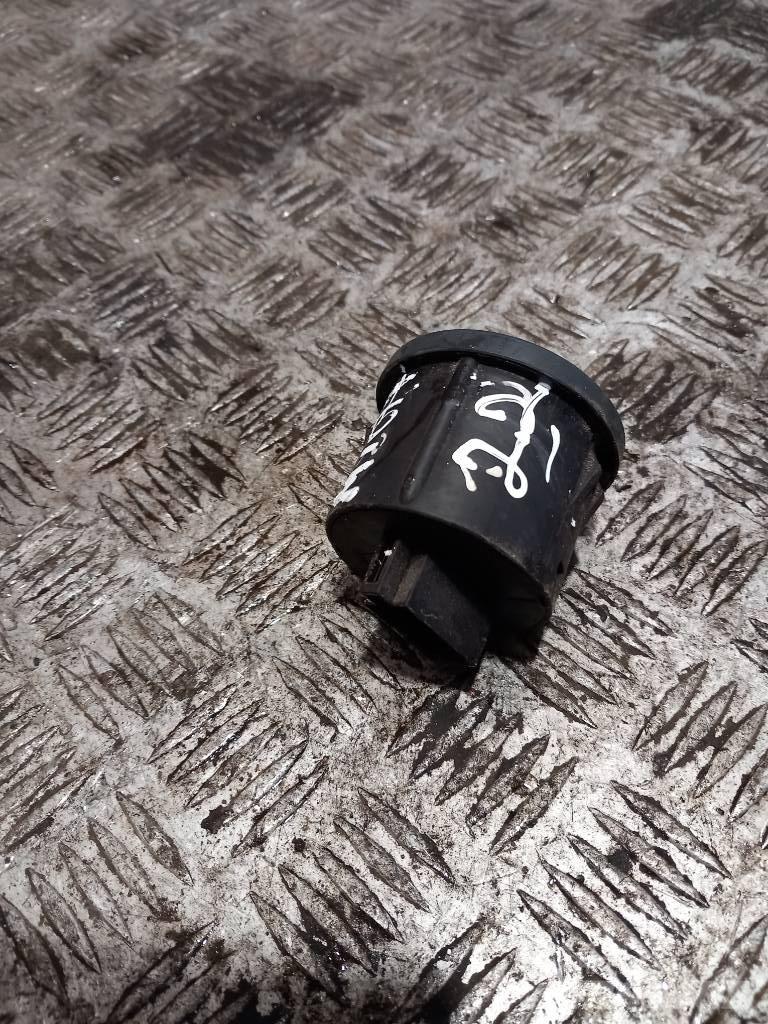 MAN TGA  81255250193 驾驶室与内部