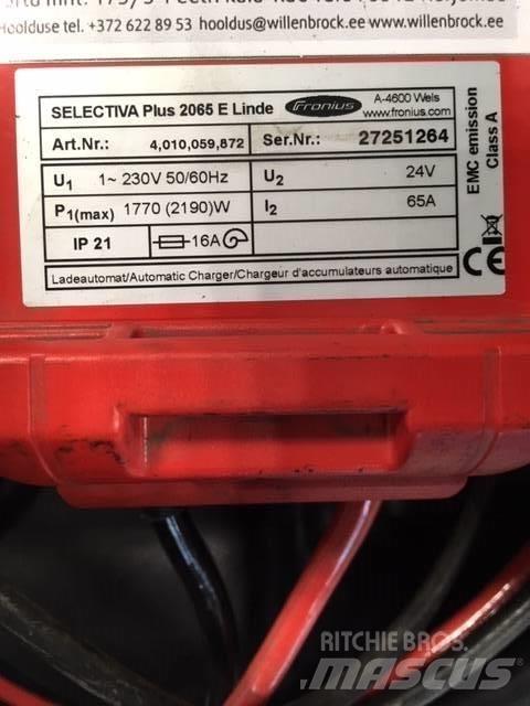 Linde D12HPSP/133 行走式堆垛机