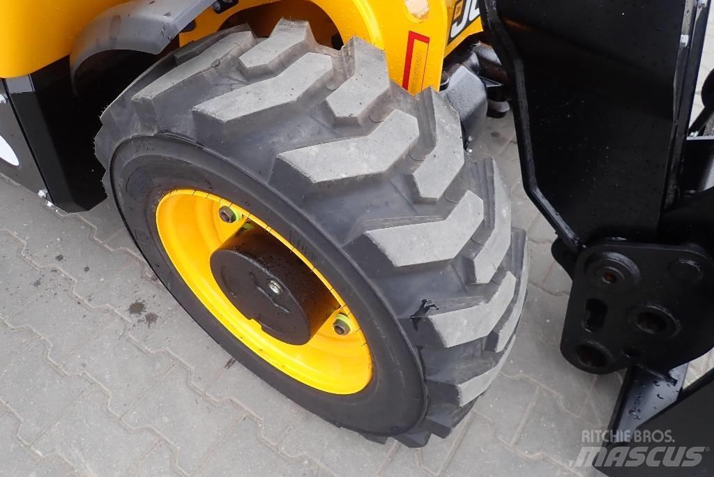 JCB 514-40 小型装载机