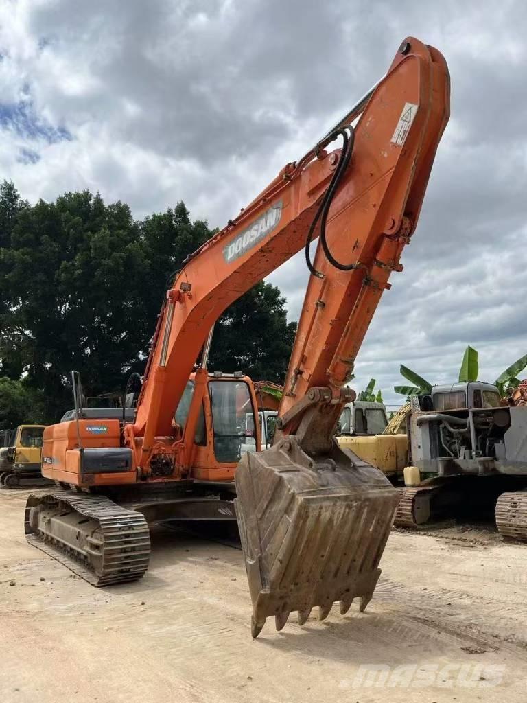 Doosan DX300LC 长臂挖掘机