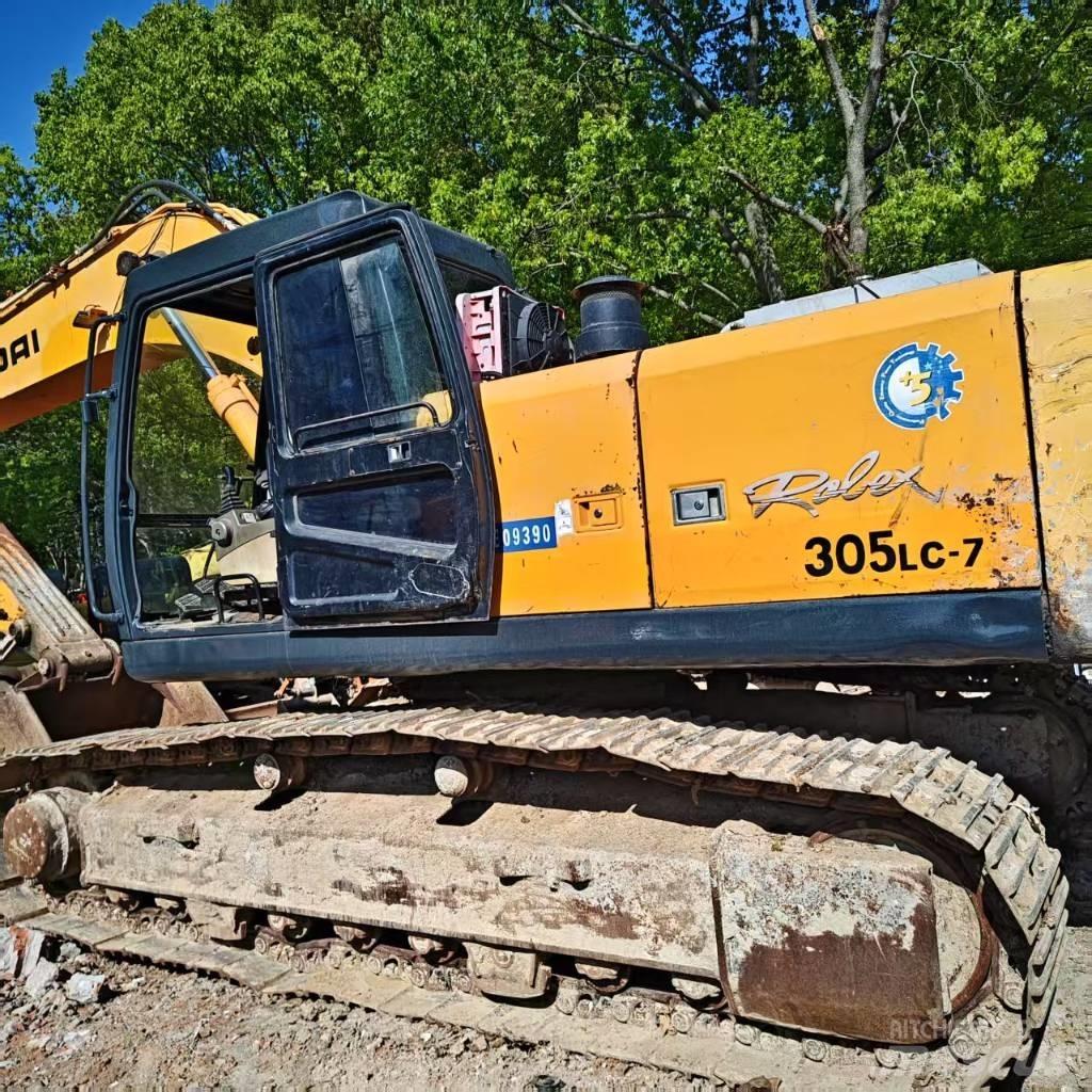 Hyundai Robex 305-7 履带挖掘机