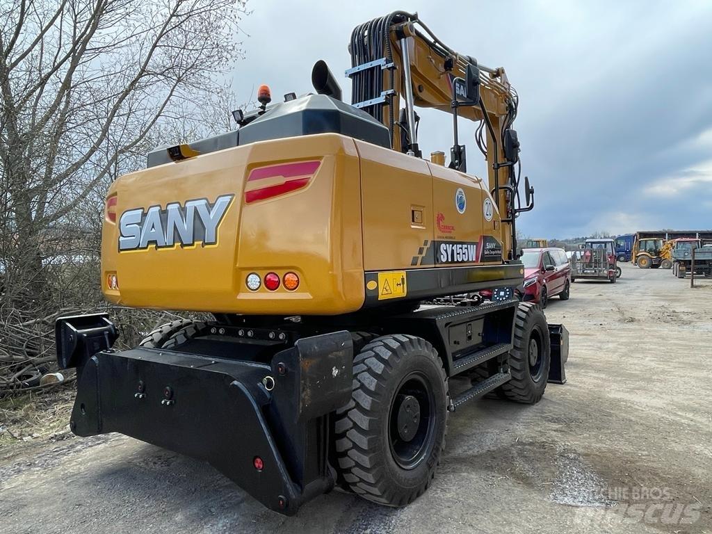 Sany SY155W 轮式挖掘机