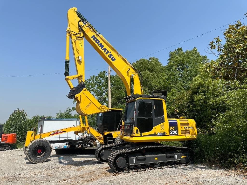 Komatsu PC200-8 履带挖掘机