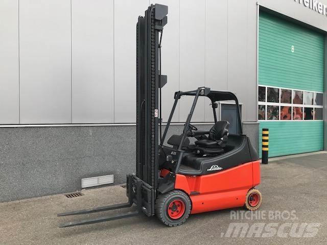 Linde E25/600-02 电动叉车