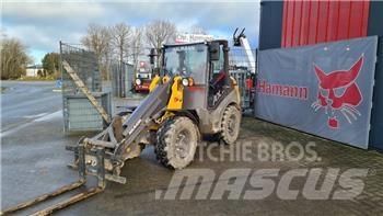 Mecalac AX 700 轮式装载机