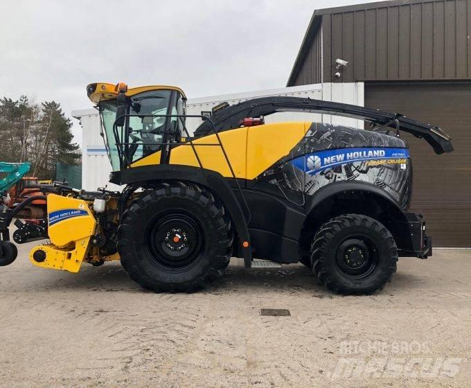 New Holland FR780 自走式青贮饲料收割机