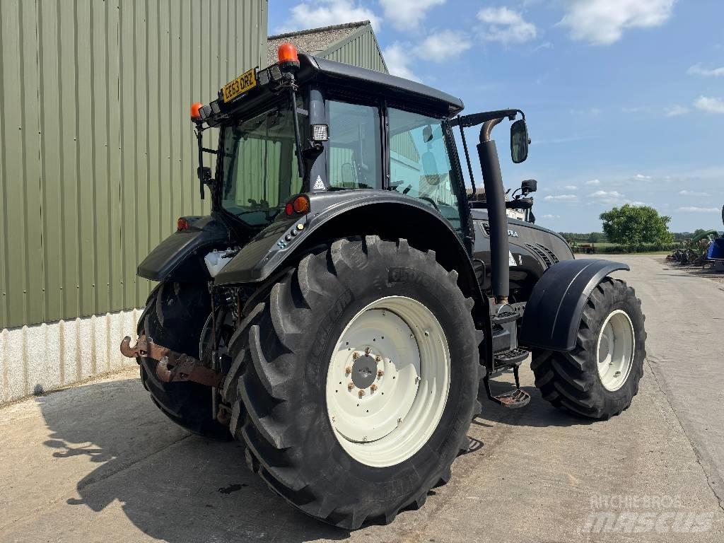 Valtra T163 Direct 拖拉机/农用车