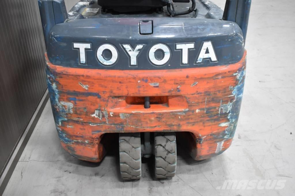 Toyota 8FBE16T 电动叉车
