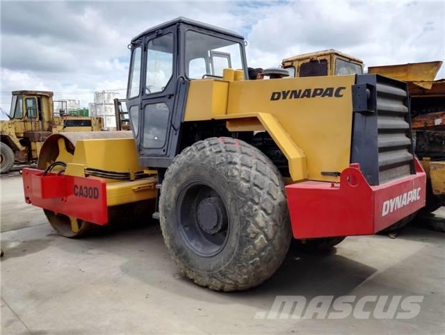 Dynapac CA 30 D 单轮压路机