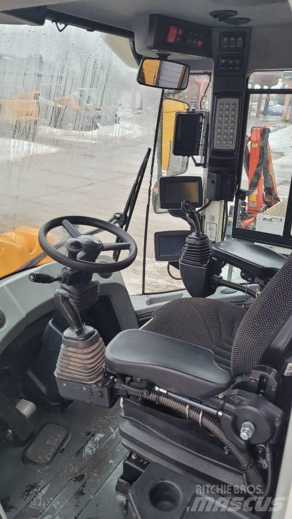 Liebherr L580 XPower 轮式装载机