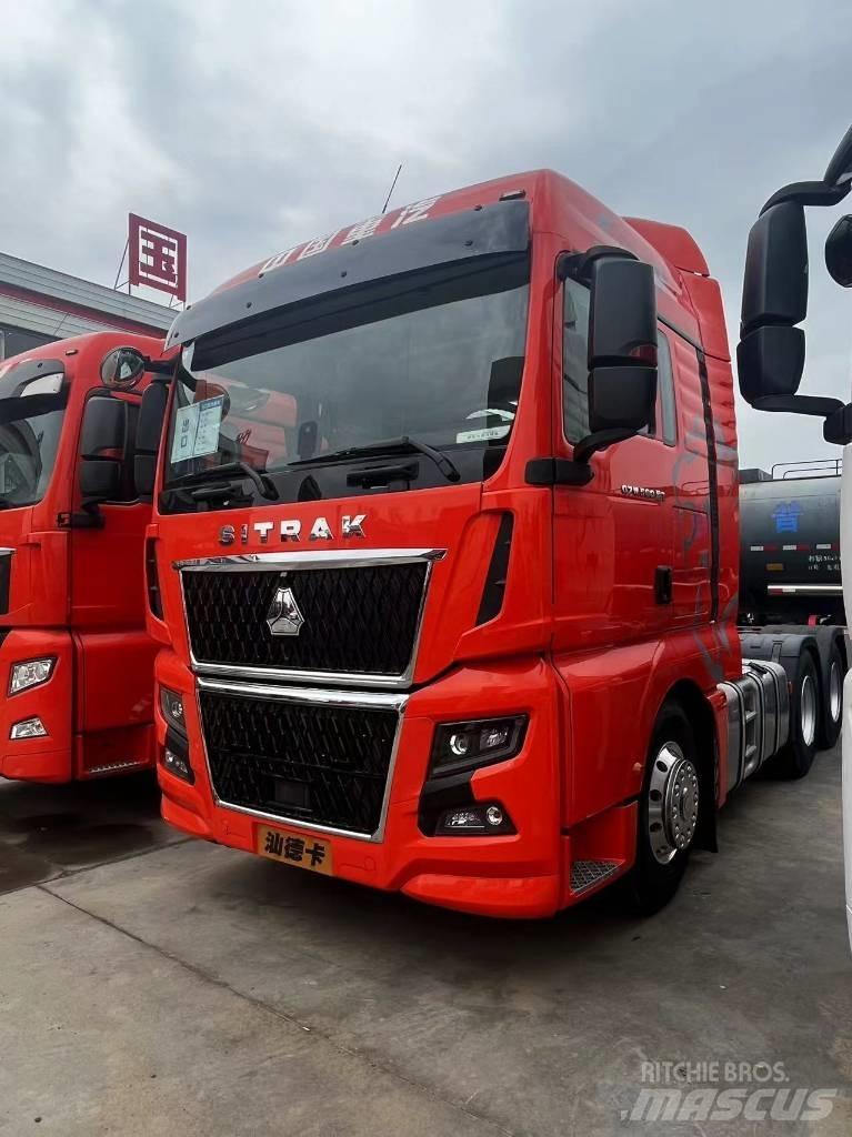 Sinotruk M1508 牵引车
