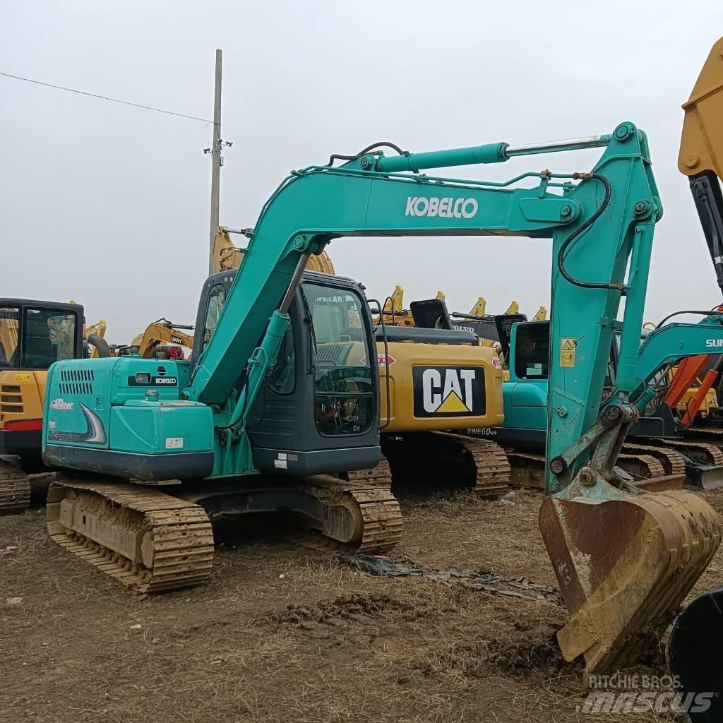 Kobelco SK75-8 中型挖掘机
