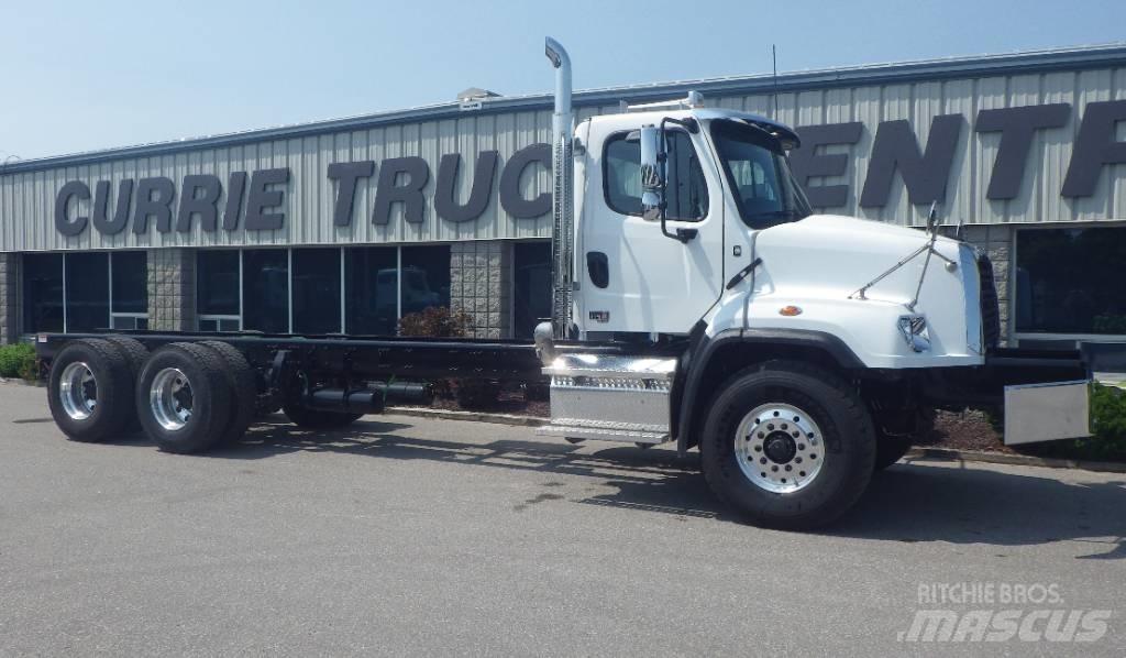 Freightliner 114 SD 平板车
