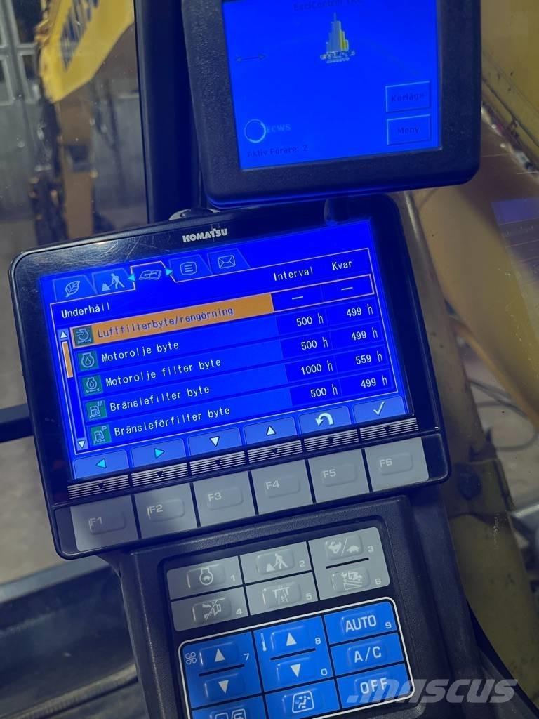 Komatsu PW 160 轮式挖掘机