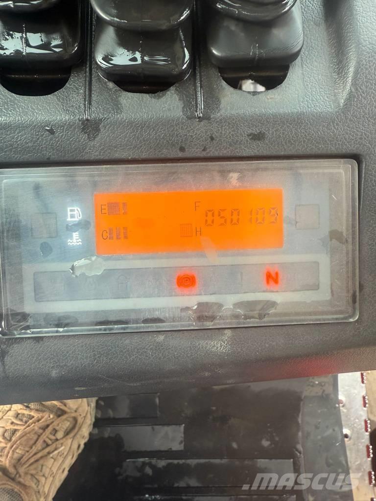 Manitou MI 30 D 柴油叉车