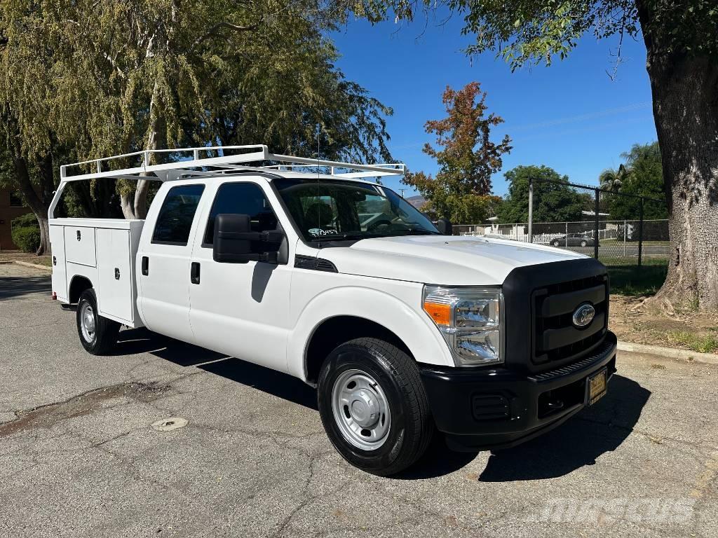 Ford F 350 皮卡车