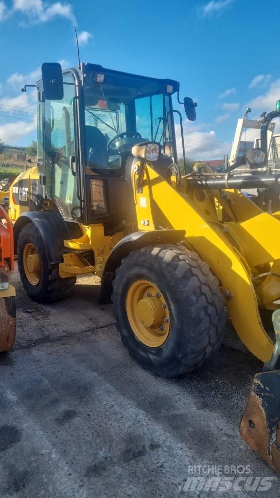 CAT 907M 轮式装载机