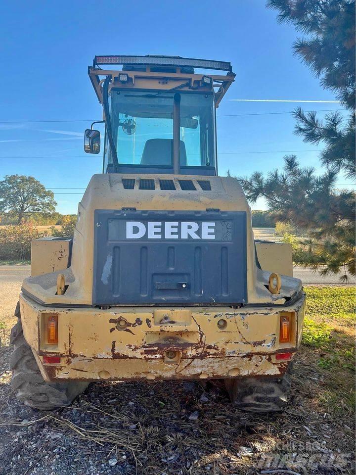 John Deere 324H 轮式装载机