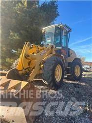 John Deere 324H 轮式装载机