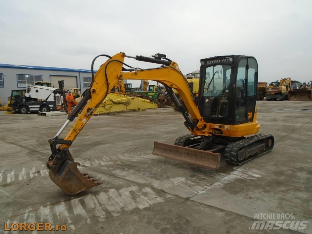 JCB 8035 ZTS 小型挖掘机