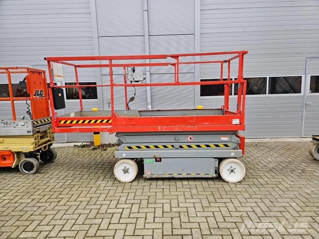 SkyJack SJ 4620 剪叉式升降机
