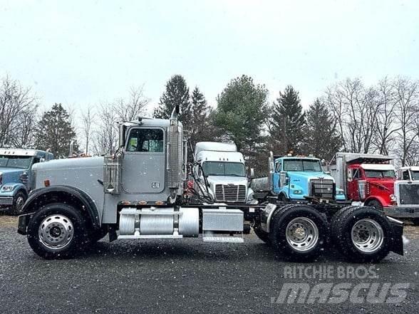 Freightliner FLD120 牵引车