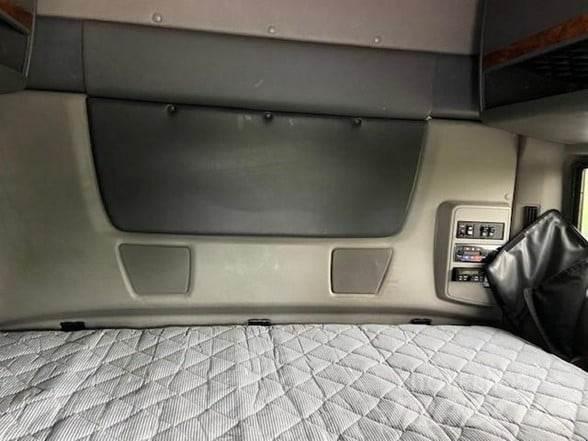 International LT 牵引车