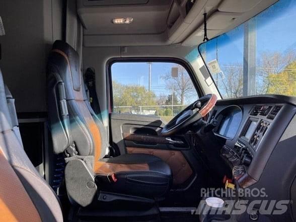 Kenworth T680 牵引车
