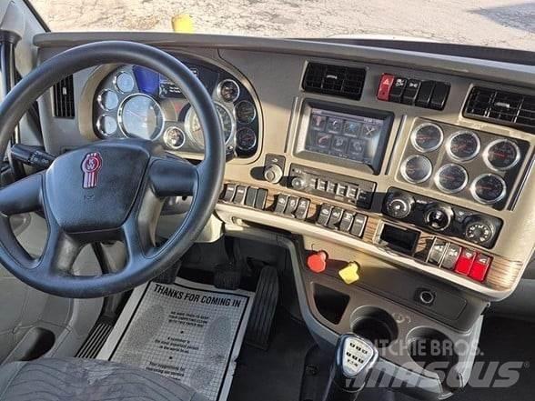 Kenworth T680 牵引车