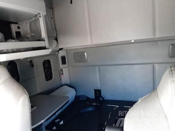 Kenworth T680 牵引车