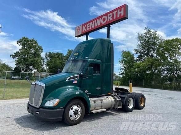 Kenworth T680 牵引车