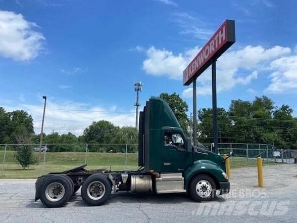 Kenworth T680 牵引车