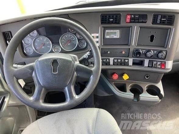 Kenworth T680 牵引车