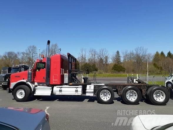 Kenworth T800 牵引车