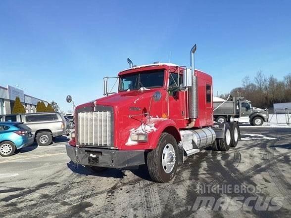 Kenworth T800 牵引车