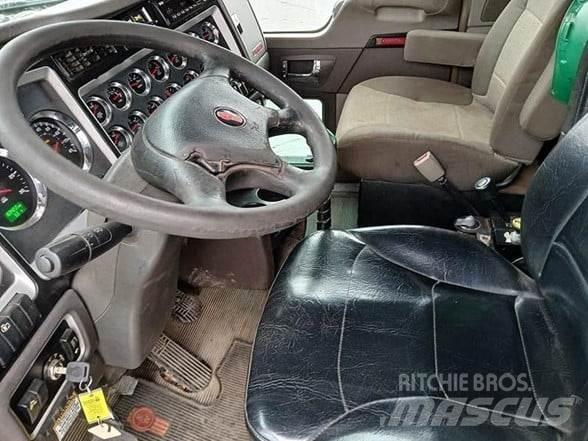 Kenworth T800 自卸式货车