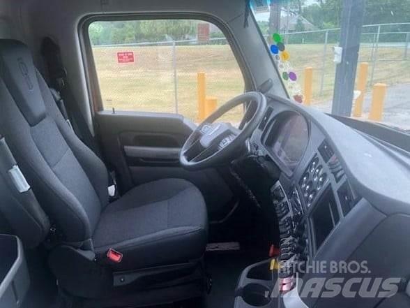 Kenworth T880 牵引车