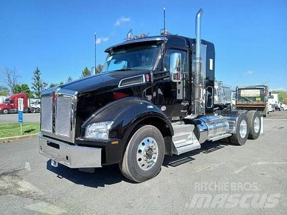 Kenworth T880 牵引车