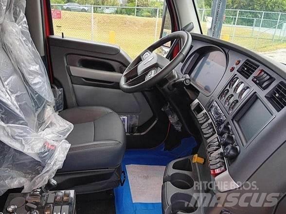 Kenworth T880 自卸式货车