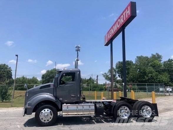 Kenworth T880 牵引车