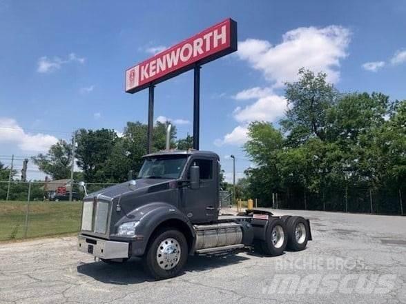 Kenworth T880 牵引车