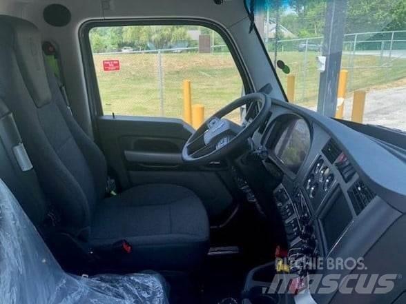 Kenworth T880 牵引车