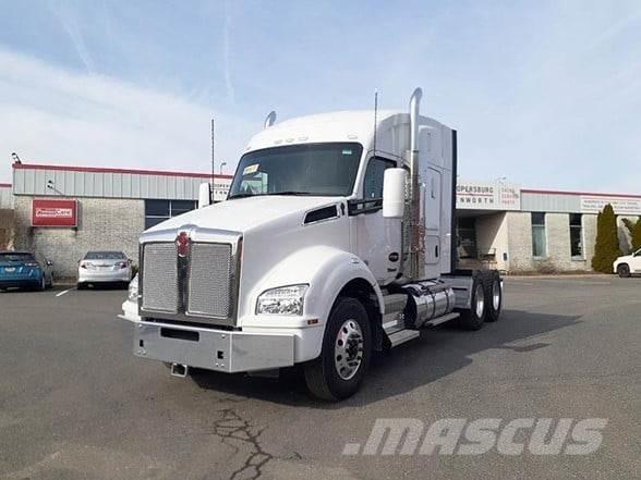 Kenworth T880 牵引车