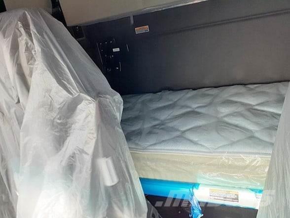 Kenworth T880 牵引车