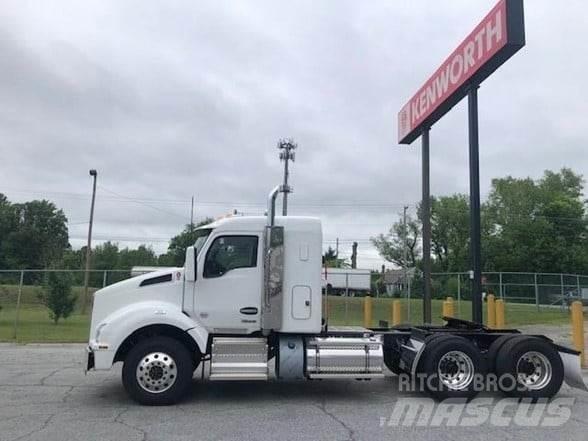 Kenworth T880 牵引车