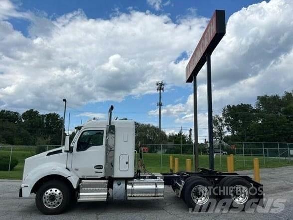 Kenworth T880 牵引车