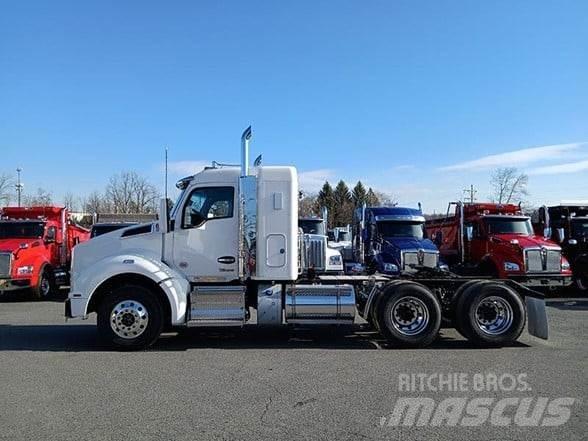 Kenworth T880 牵引车