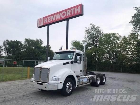 Kenworth T880 牵引车
