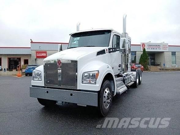 Kenworth T880 牵引车