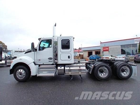 Kenworth T880 牵引车